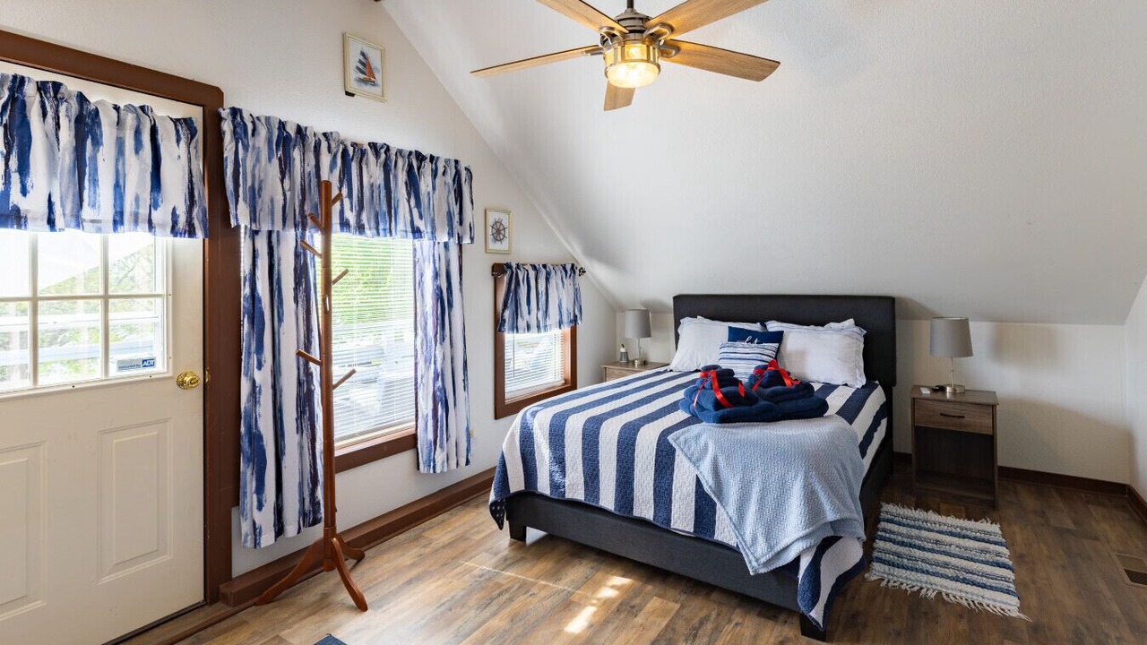 Photo of Bedroom in Kuttawa