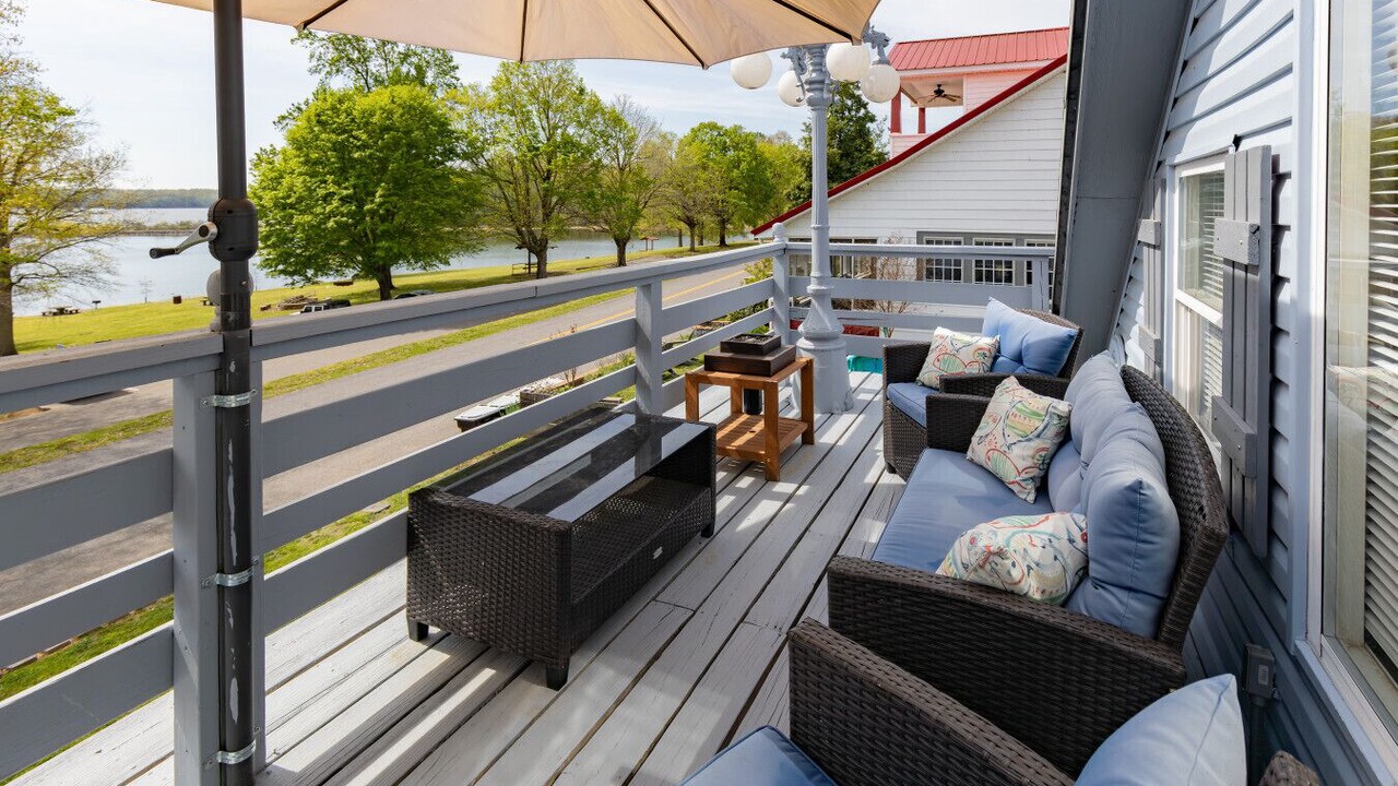 Photo of Patio Balcony in Kuttawa