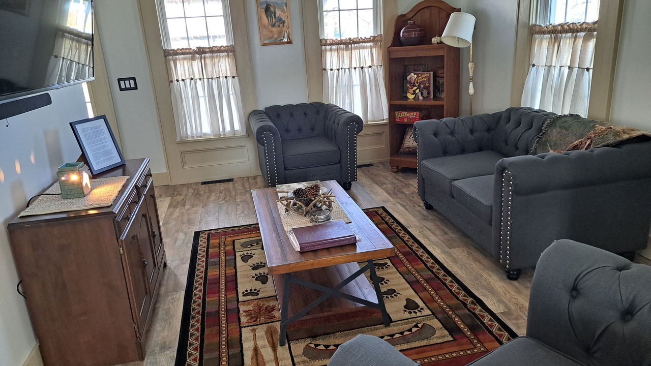 Photo of Livingroom in Shell Rock
