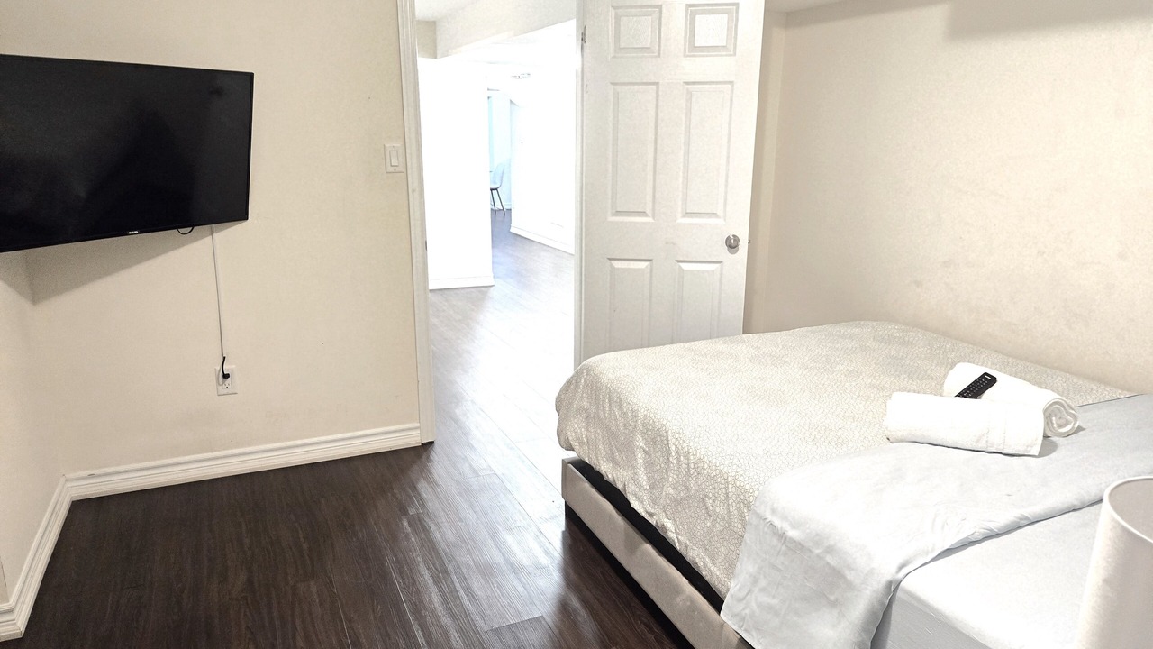 Photo of Bedroom in Innisfil