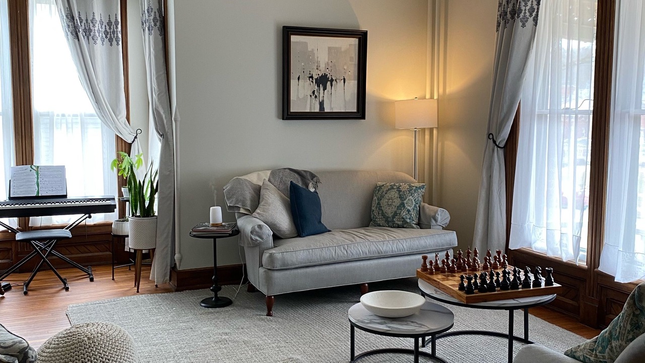 Photo of Livingroom in Little Falls