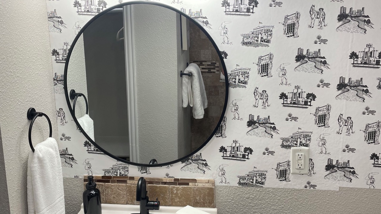 Photo of Bathroom in Carter Riverside