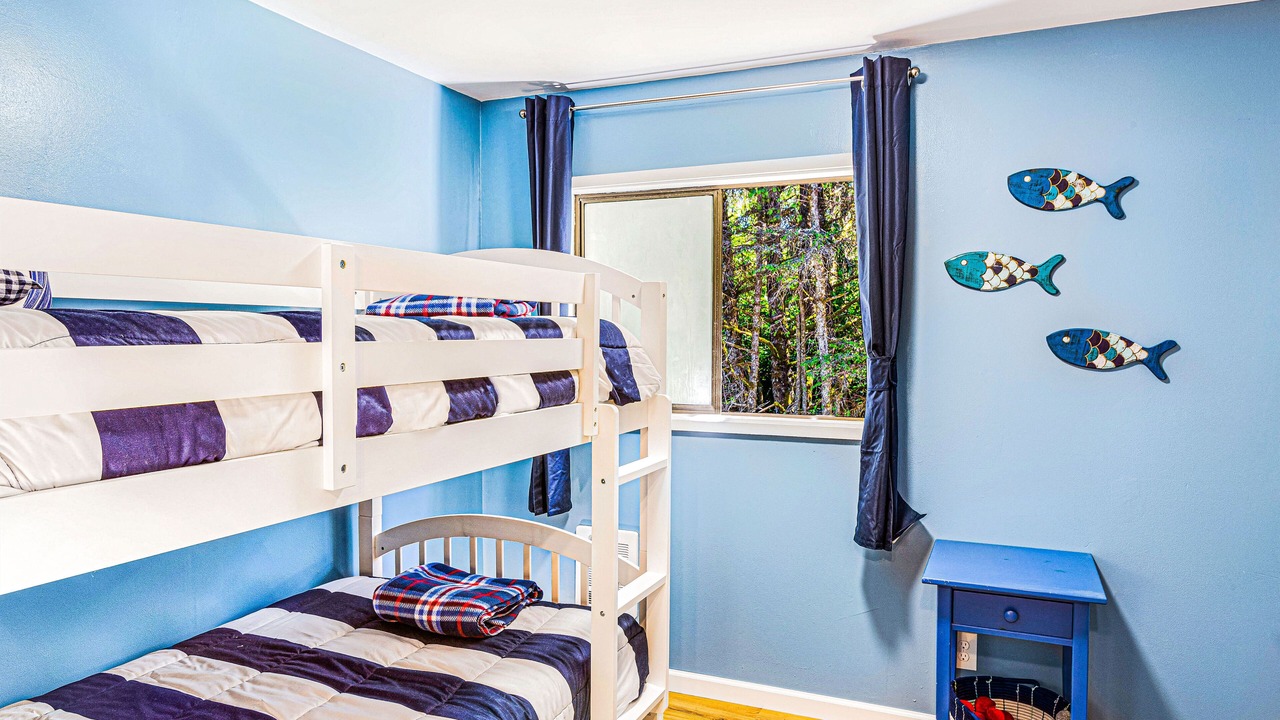 Photo of Bedroom in Copalis Beach