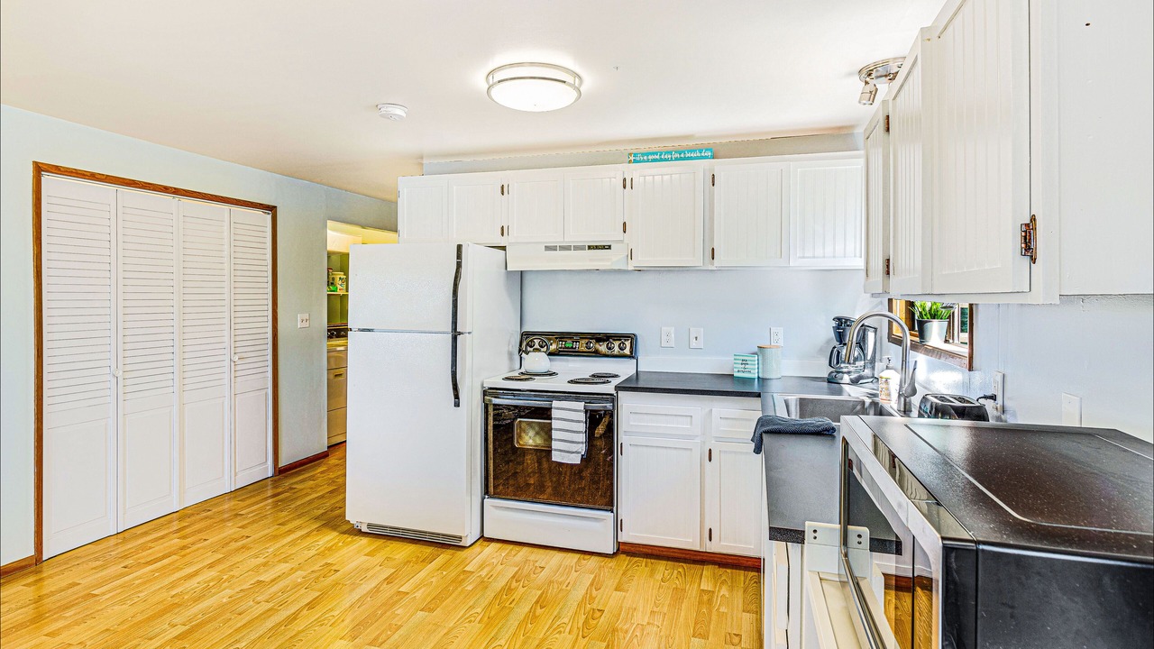 Photo of Kitchen in Copalis Beach