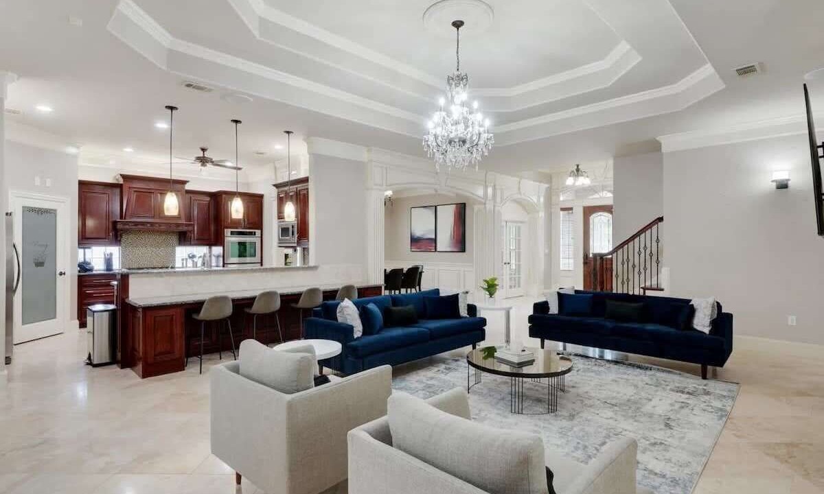 Photo of Livingroom in South Arlington