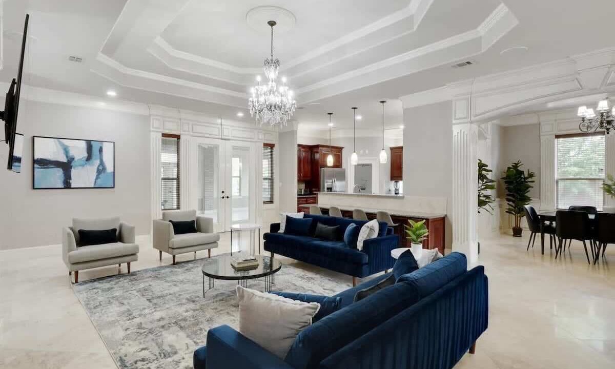 Photo of Livingroom in South Arlington