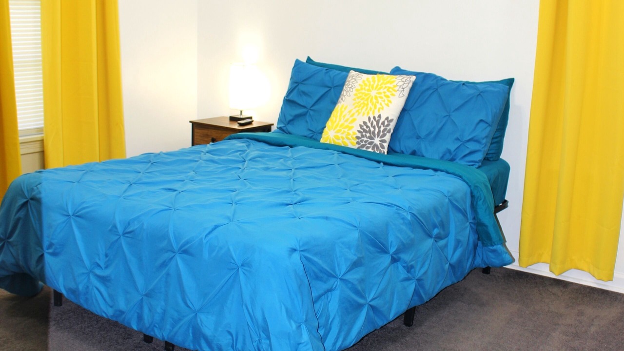 Photo of Bedroom in Sulphur