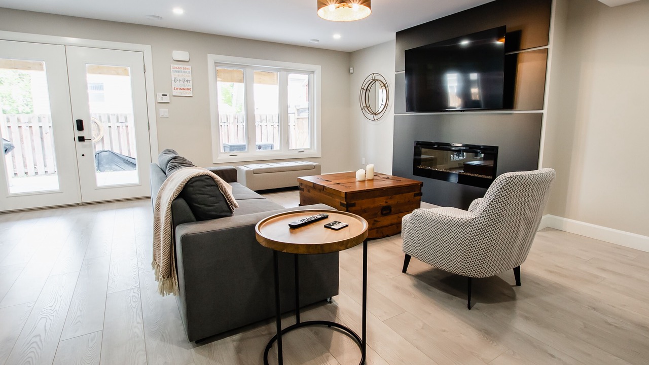 Photo of Livingroom in Grand Bend
