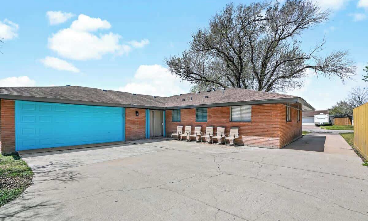 Photo of Outdoor in South Side