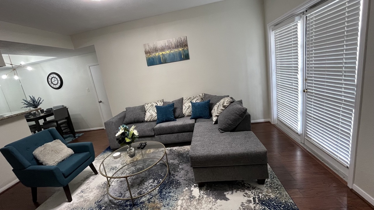 Photo of Livingroom in Astrodome