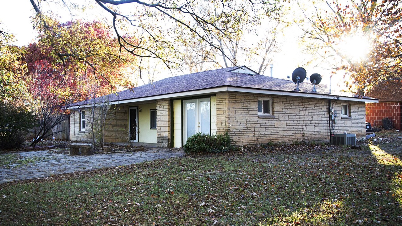 Photo of Outdoor in Fall River