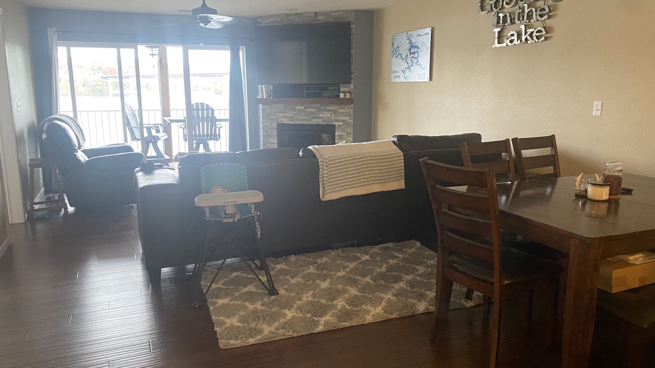 Photo of Livingroom in Lake of the Ozarks