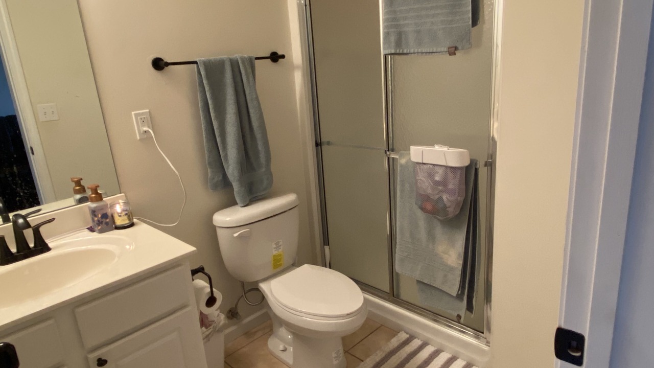 Photo of Bathroom in Lake of the Ozarks