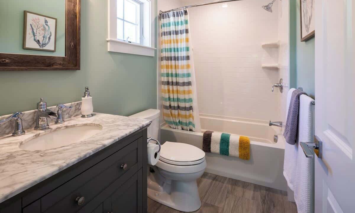 Photo of Bathroom in Campground Landing