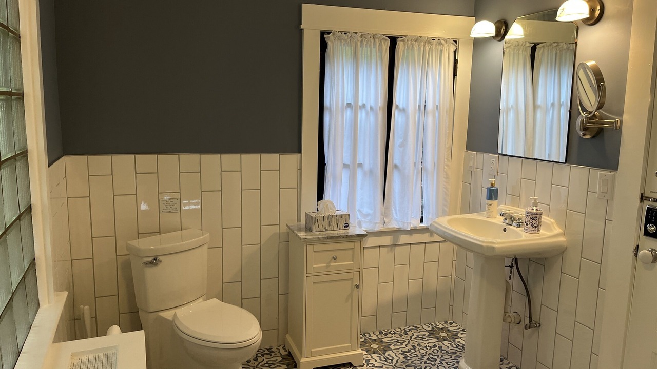 Photo of Bedroom in Oneonta