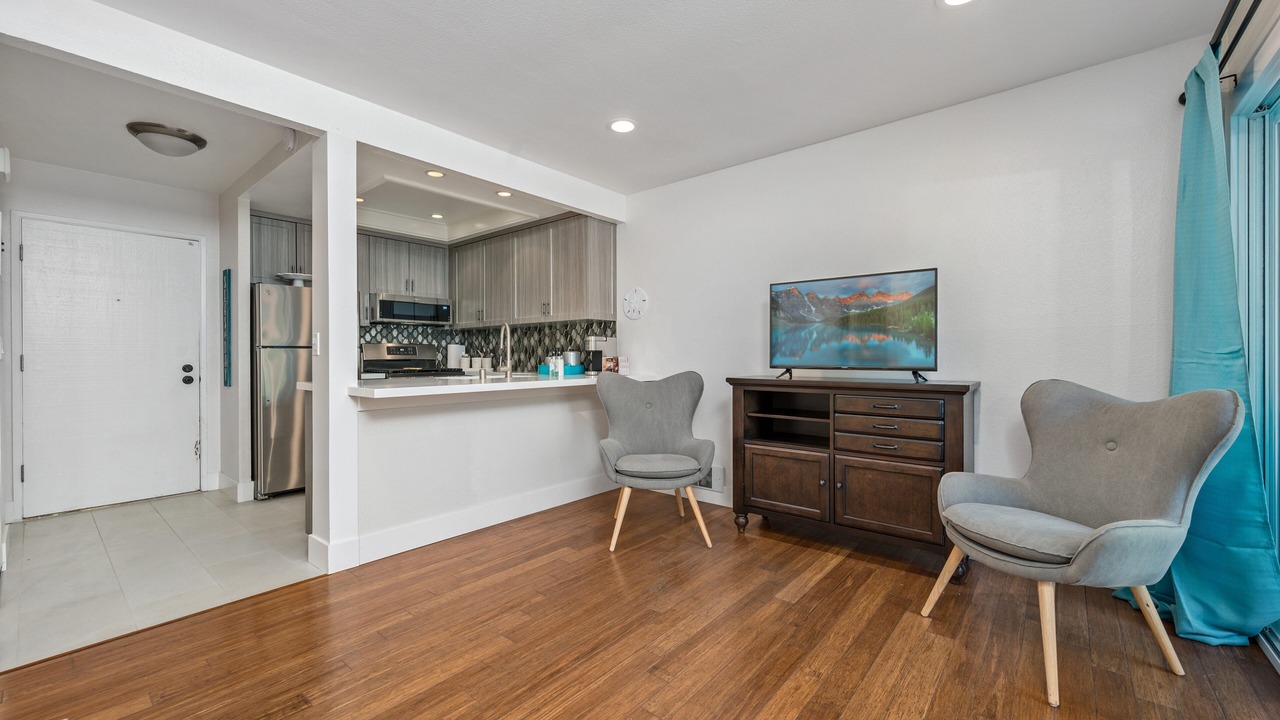 Photo of Kitchen in Huntington Harbour