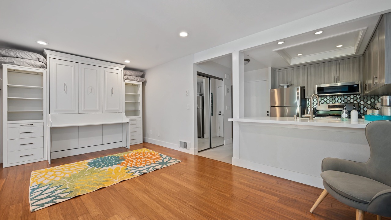 Photo of Kitchen in Huntington Harbour