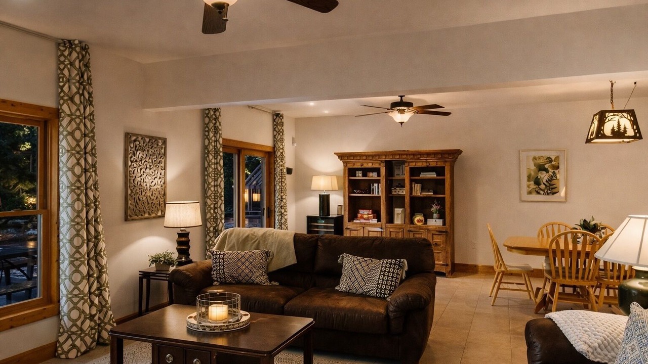 Photo of Livingroom in Serenity Bay