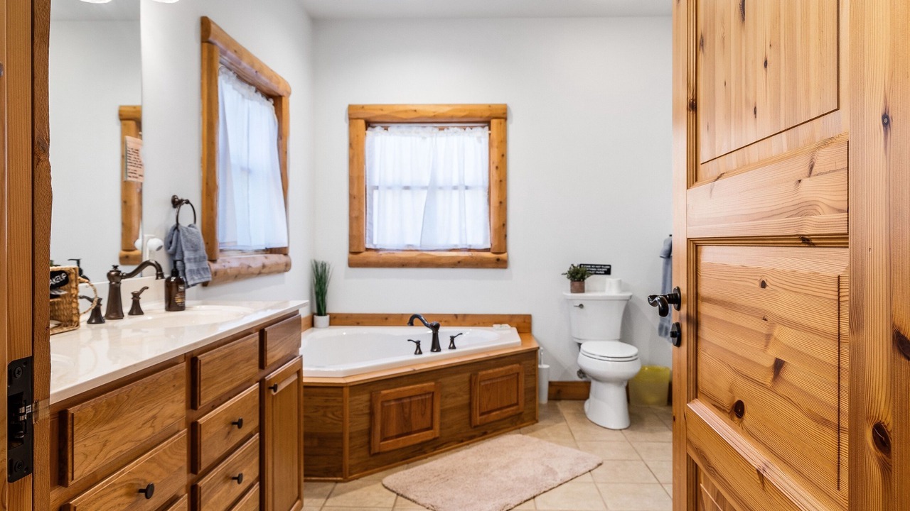 Photo of Bathroom in Serenity Bay