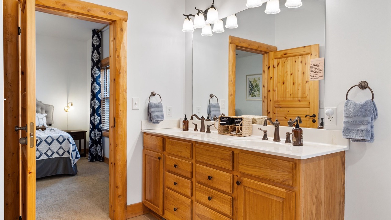 Photo of Bathroom in Serenity Bay