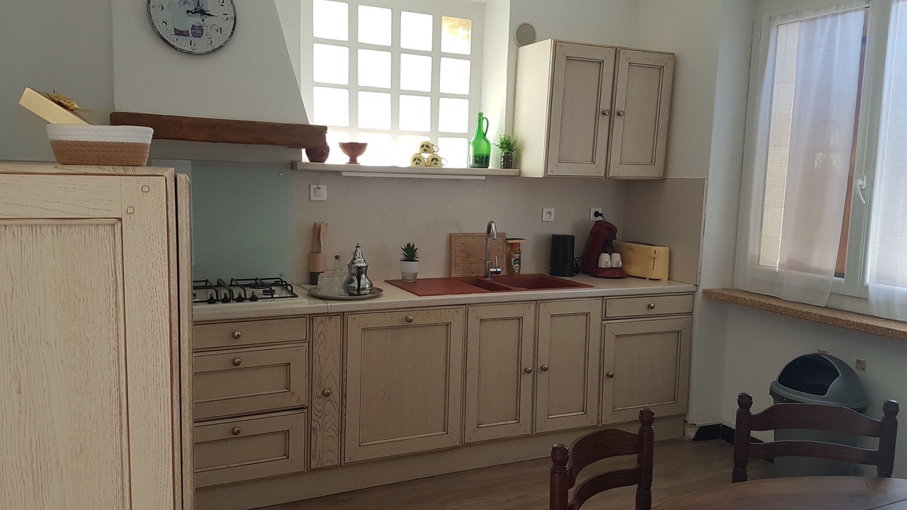 Photo of Kitchen in Saint-Hilaire