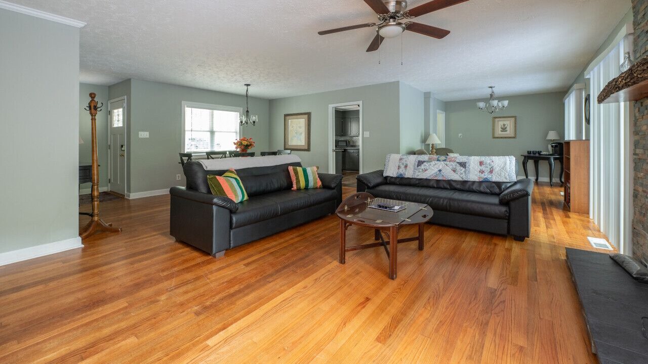 Photo of Livingroom in Winston - Salem