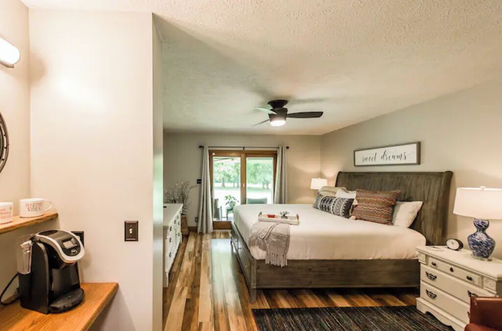 Photo of Bedroom in Gallatin
