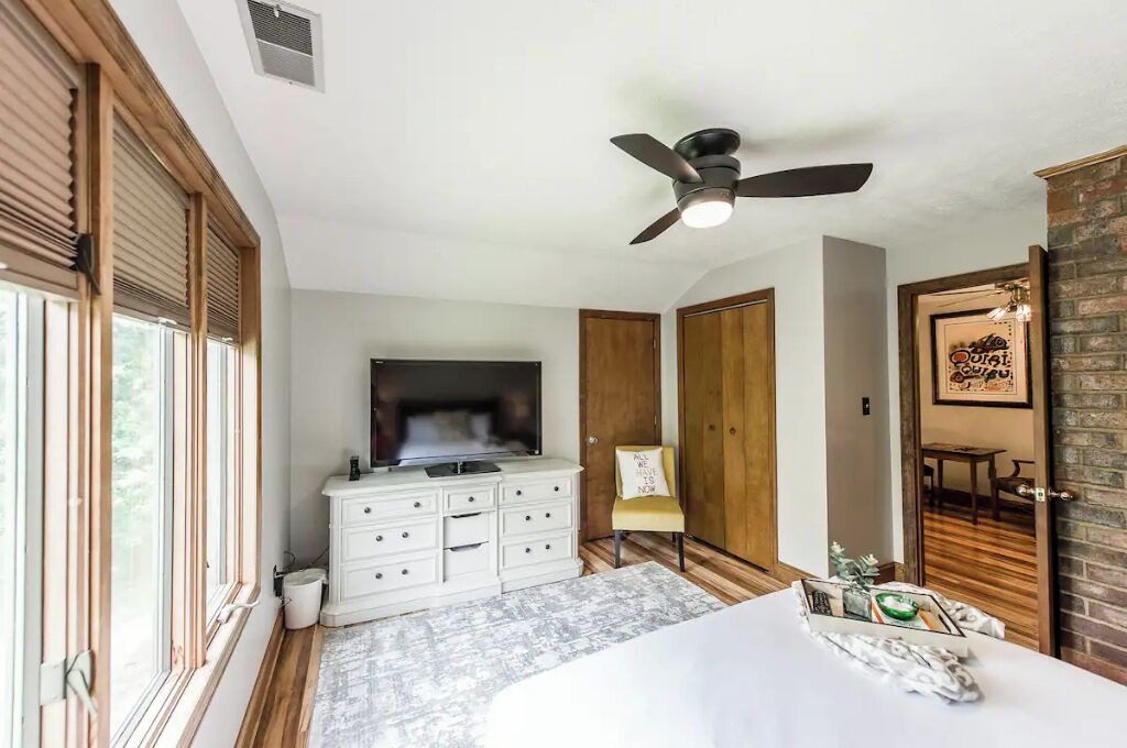 Photo of Bedroom in Gallatin