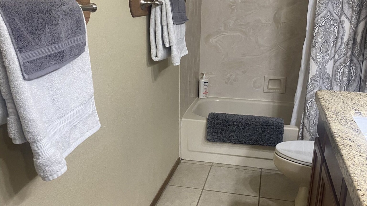 Photo of Bathroom in Arrowhead Ranch