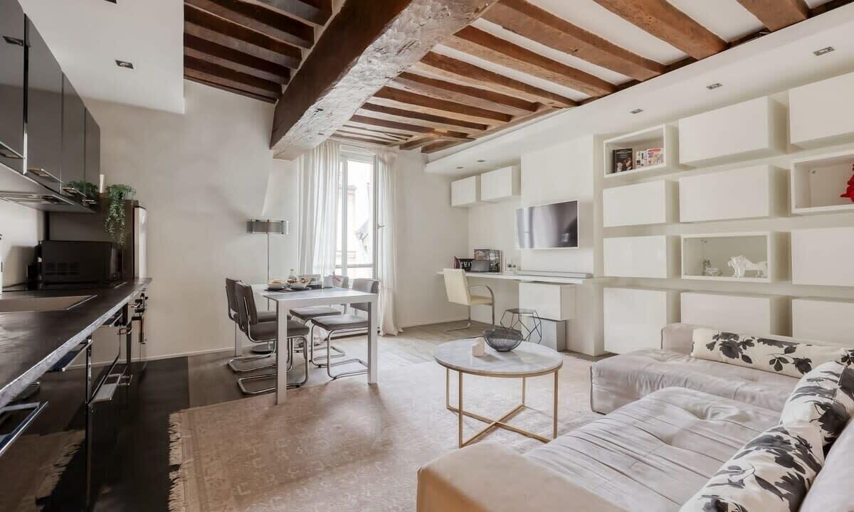 Photo of Livingroom in 6th Arrondissement