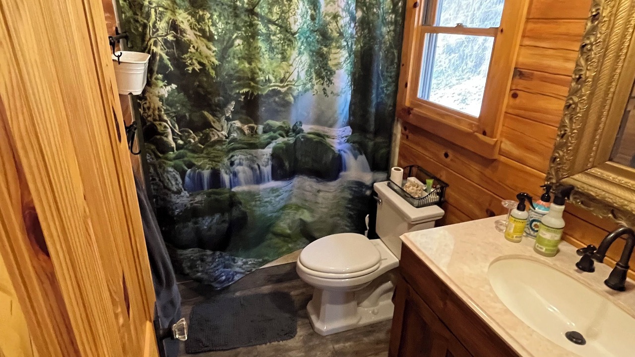 Photo of Bathroom in Smith