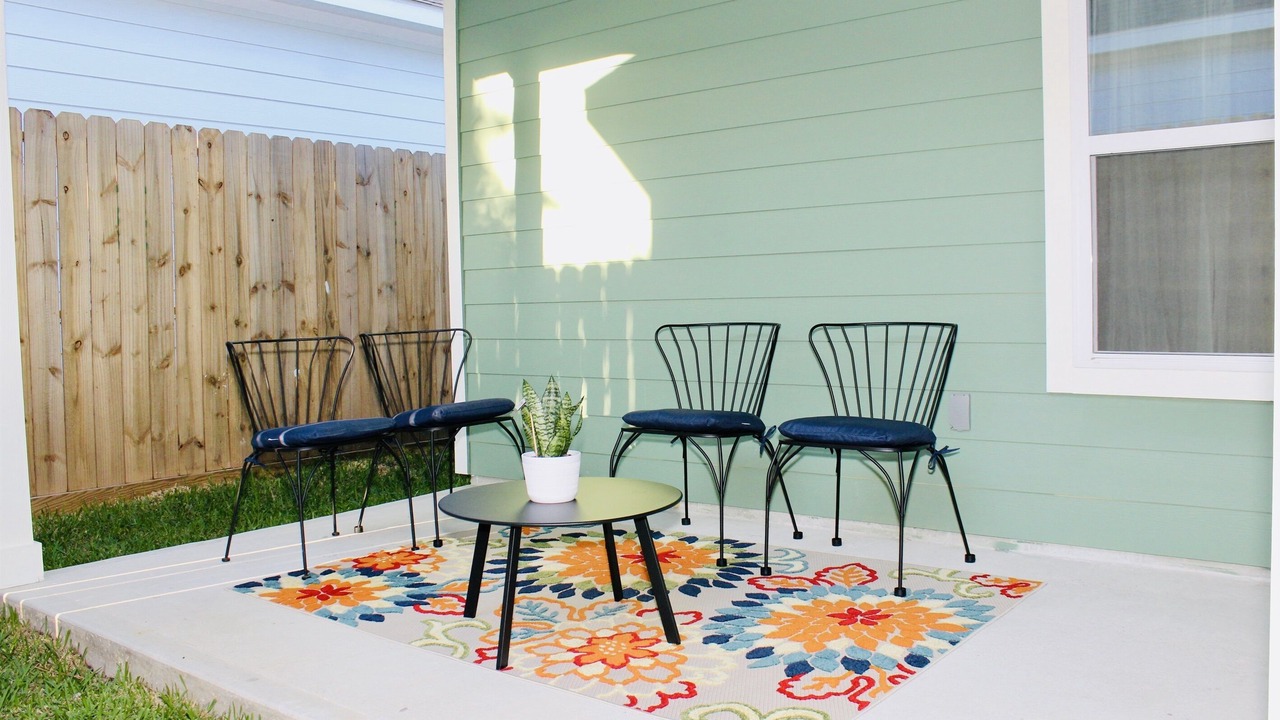 Photo of Patio Balcony in Montgomery