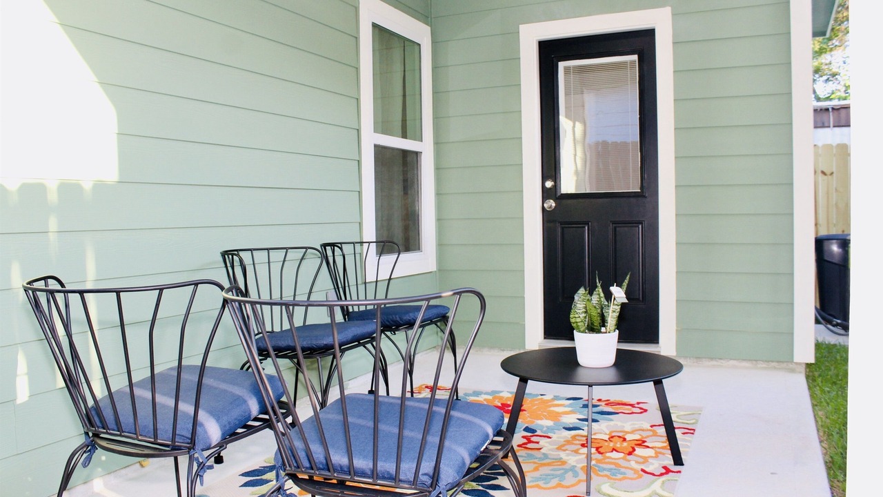 Photo of Patio Balcony in Montgomery