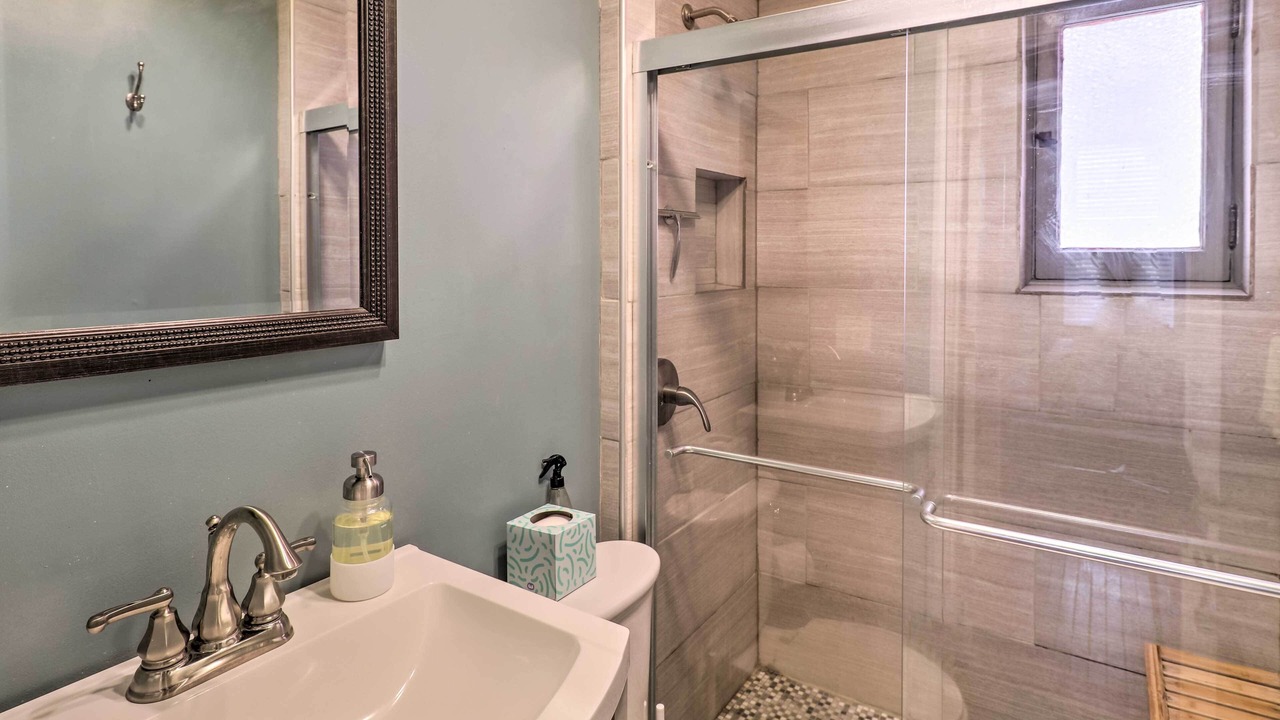 Photo of Bathroom in Shaw
