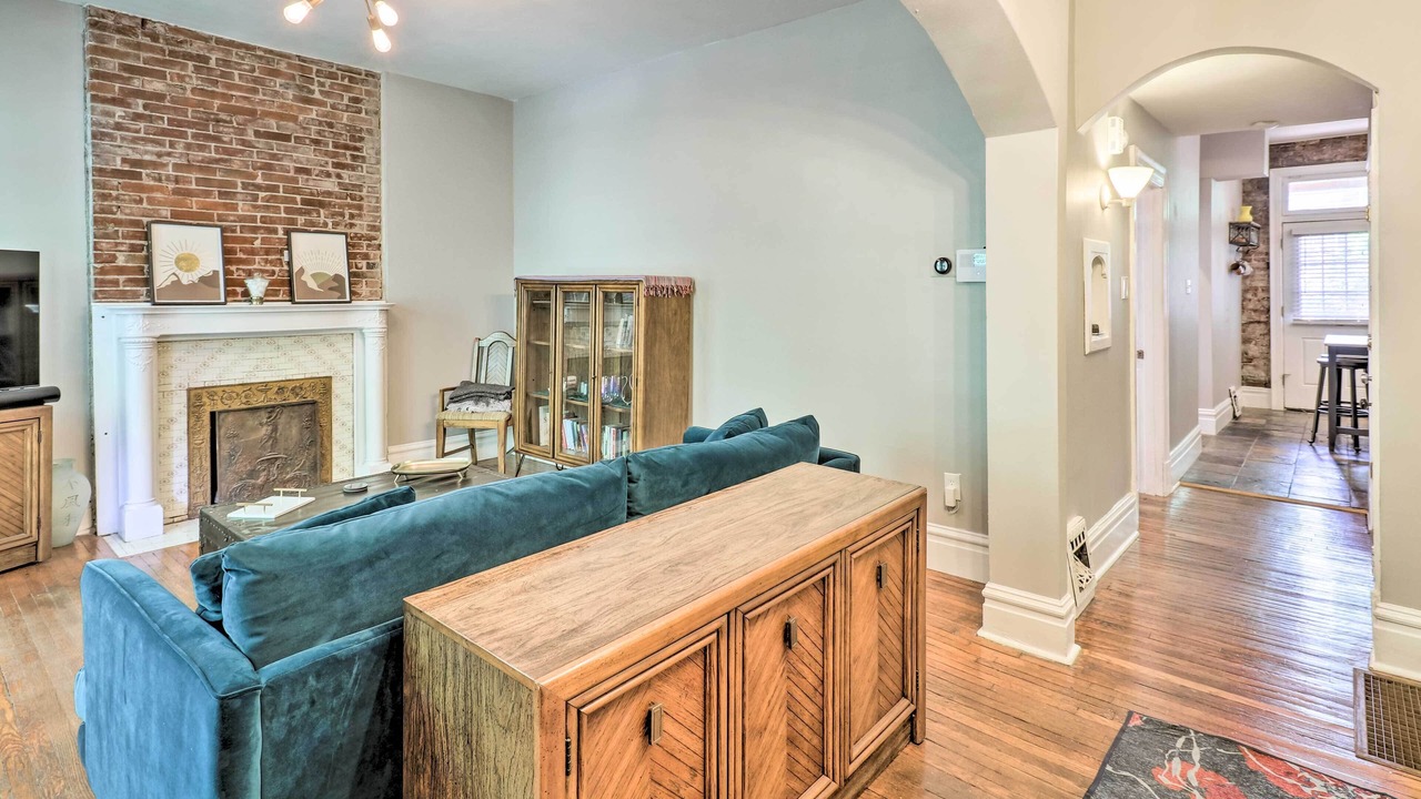 Photo of Livingroom in Shaw