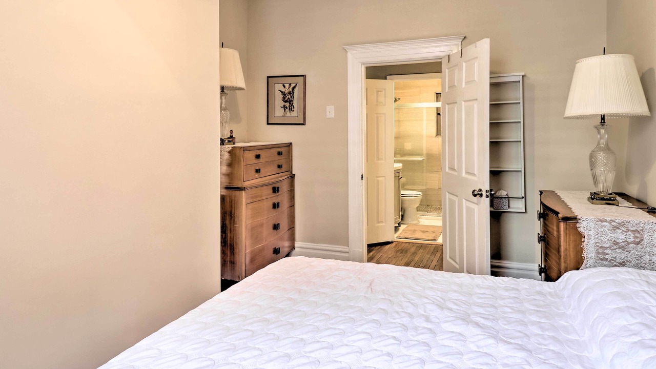 Photo of Bedroom in Shaw