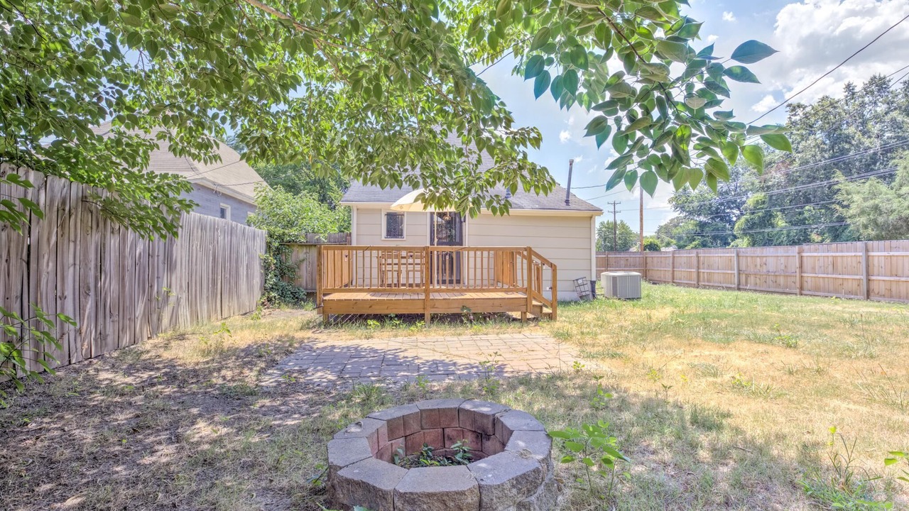 Photo of Patio Balcony in Cooper-Young Historic District