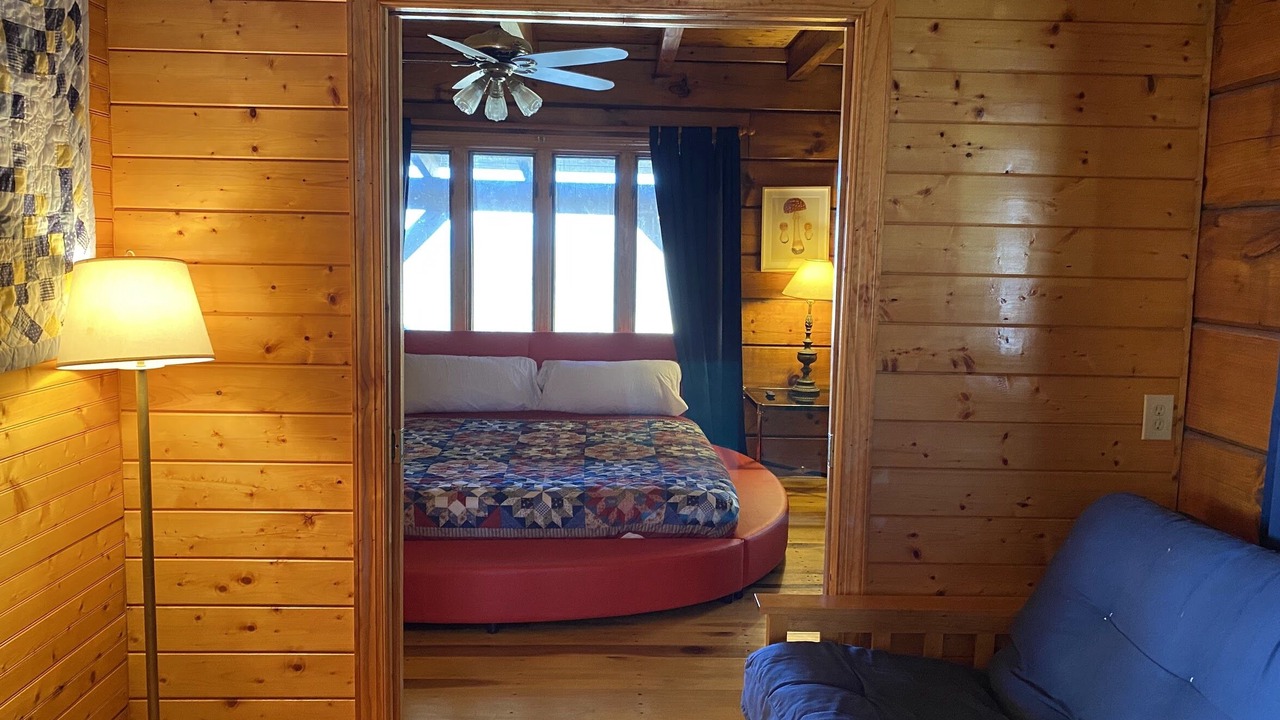 Photo of Bedroom in Burnsville
