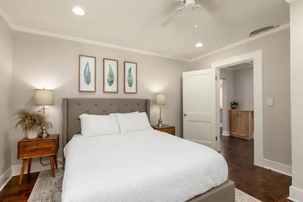 Photo of Bedroom in Arlington Heights