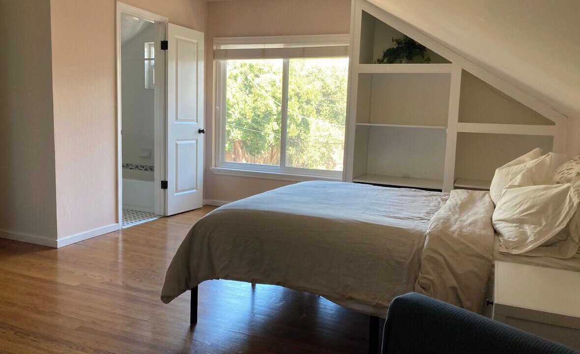 Photo of Bedroom in Arden-Arcade