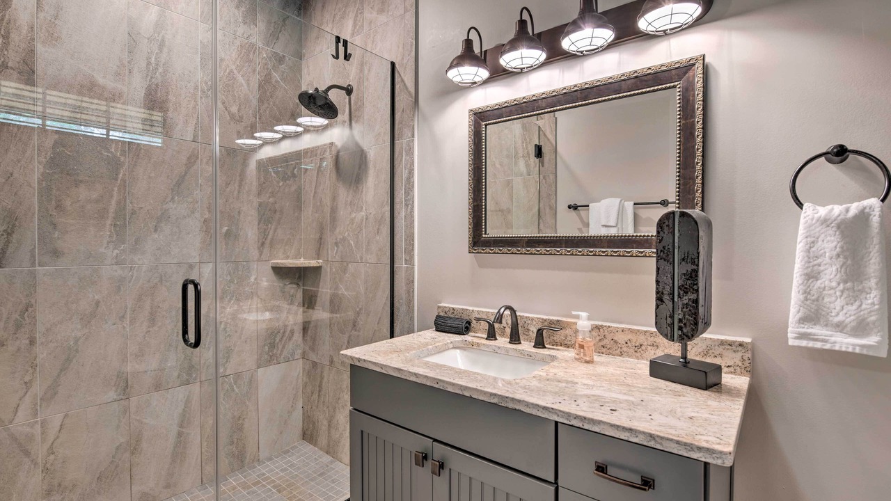 Photo of Bathroom in Glenville