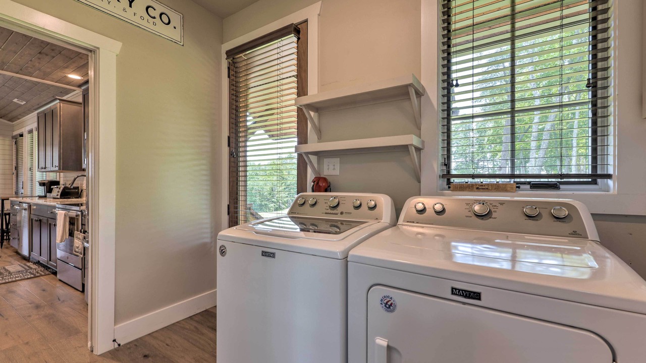 Photo of Bedroom in Glenville