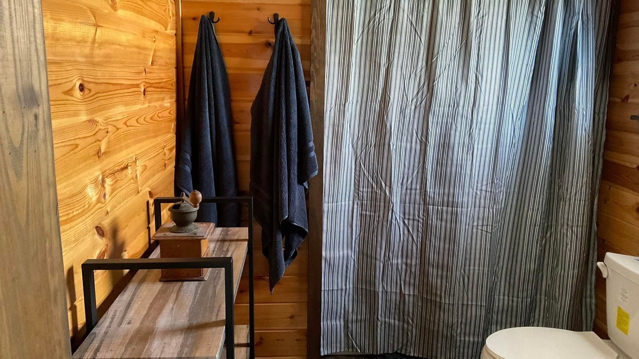 Photo of Bathroom in Mount Vernon