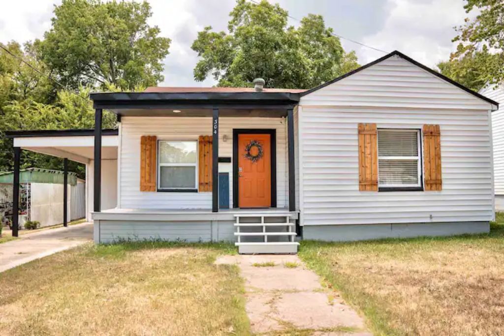 Photo of Outdoor in Benton