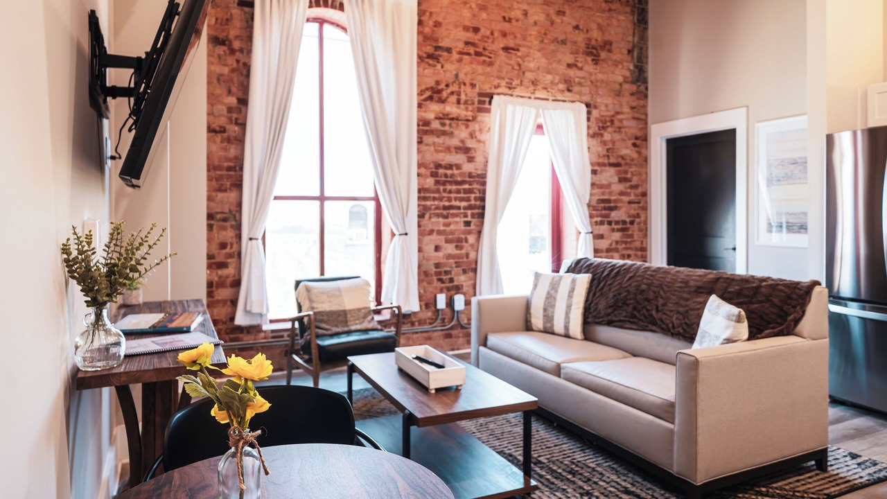 Photo of Livingroom in Jonesville