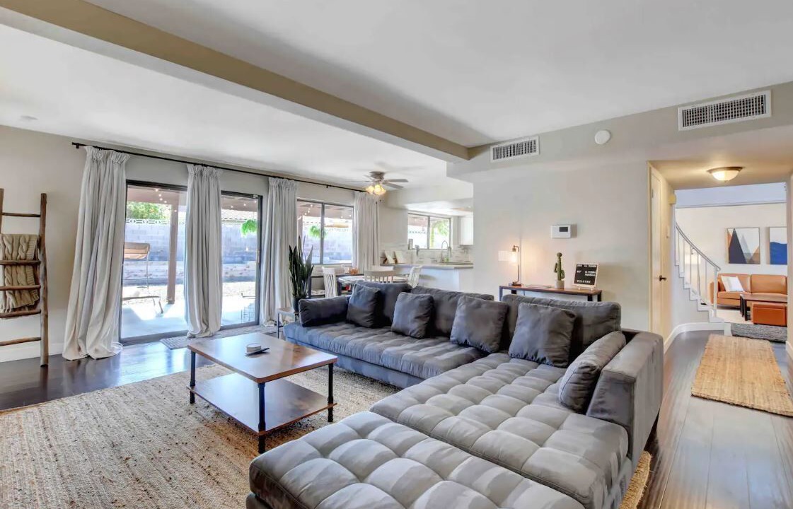 Photo of Livingroom in Green Valley North