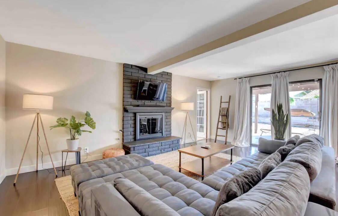 Photo of Livingroom in Green Valley North