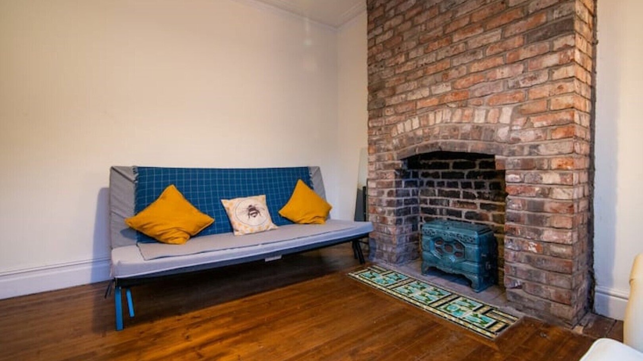 Photo of Livingroom in Levenshulme