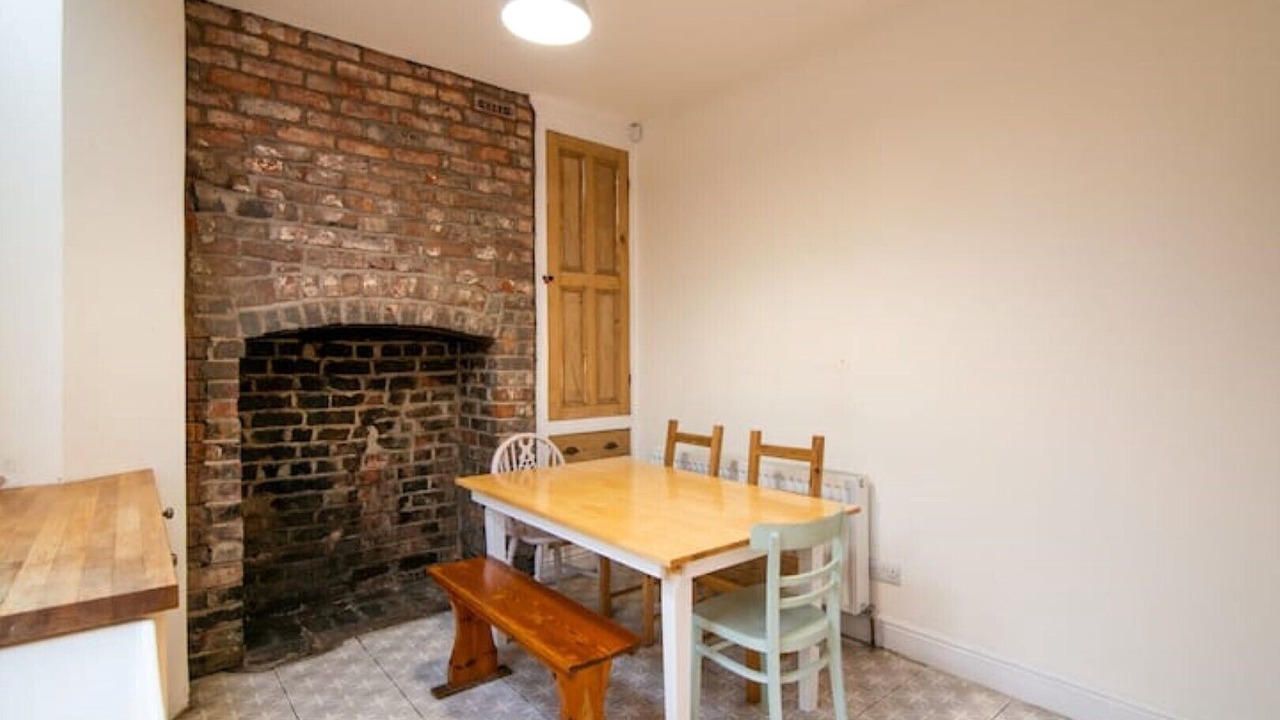 Photo of Others in Levenshulme