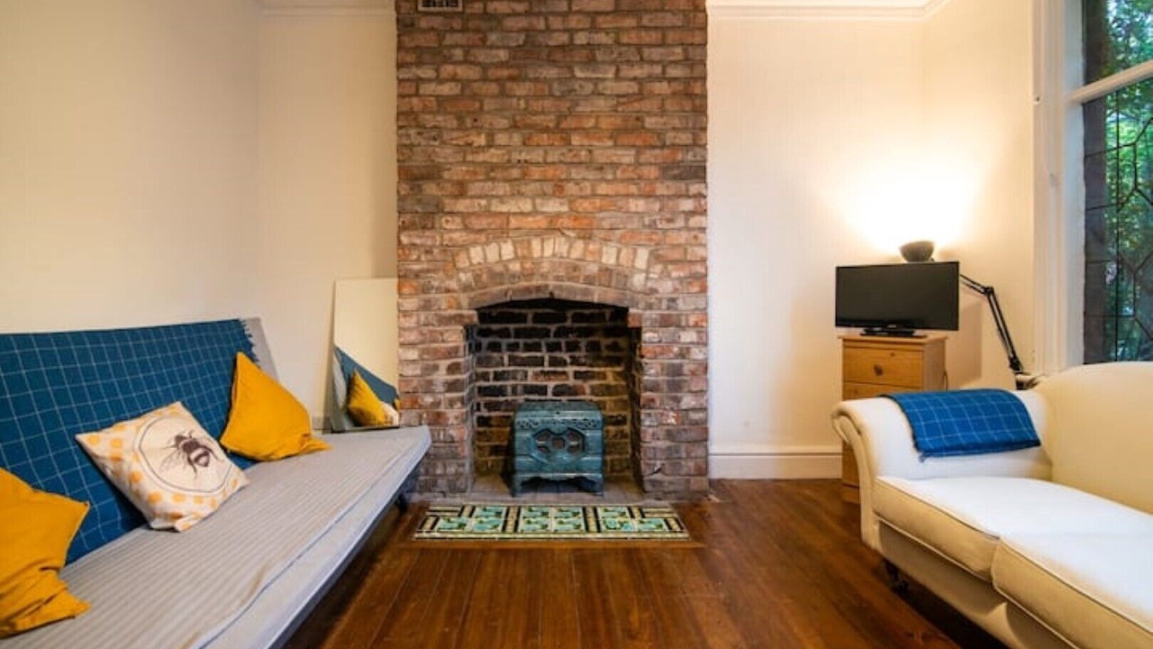 Photo of Livingroom in Levenshulme